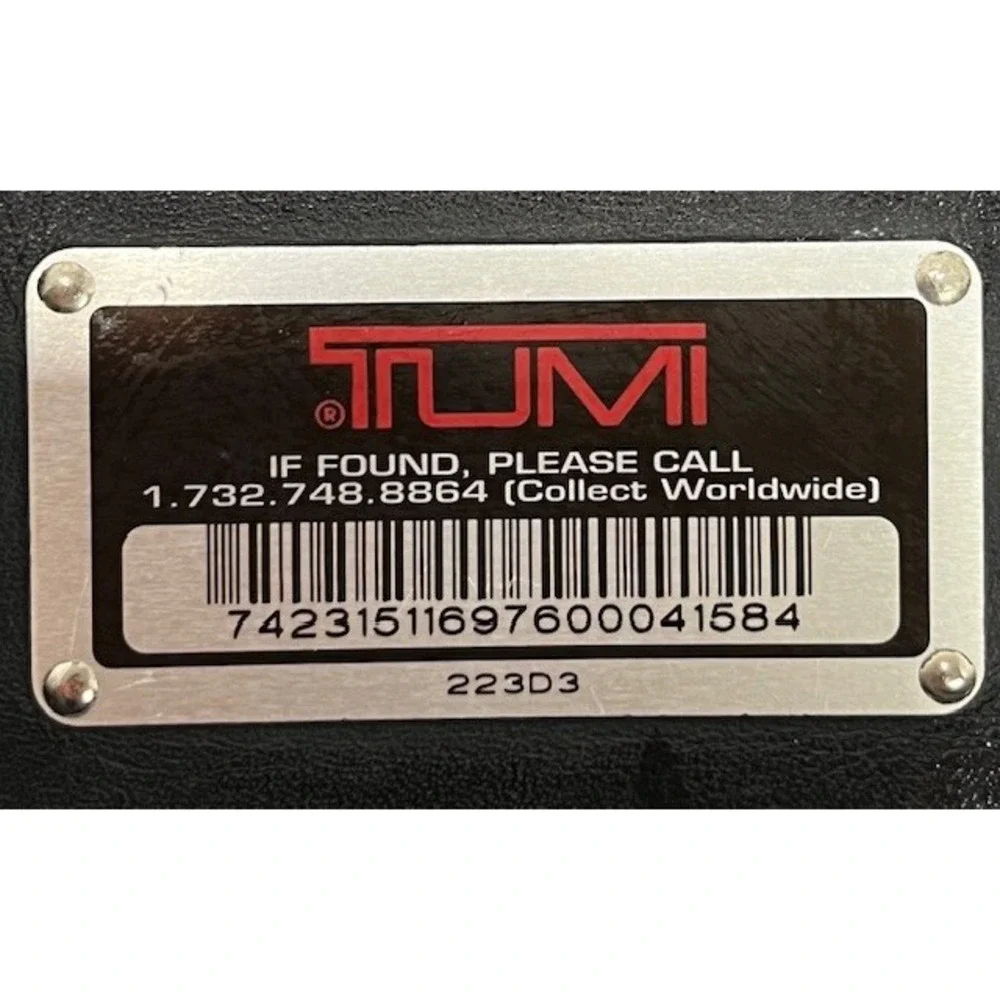 TUMI laptop Briefcase Style 223D3 Nylon Black Travel Career Business‎